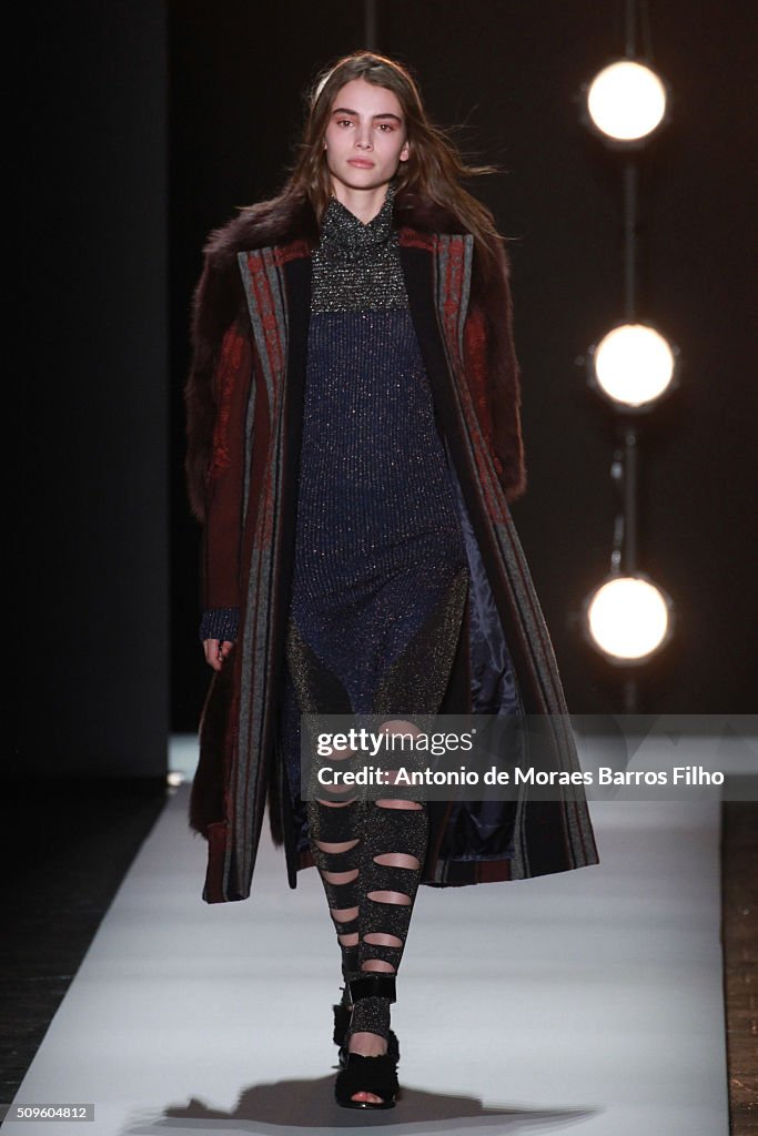 BCBGMAXAZRIA - Fall 2016 New York Fashion Week: The Shows