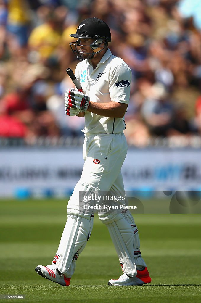 New Zealand v Australia - 1st Test: Day 1