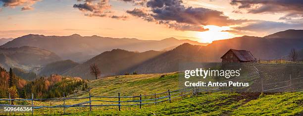 panorama of a beautiful sunrise in the mountains - anton petrus panorama of beautiful sunrise bildbanksfoton och bilder