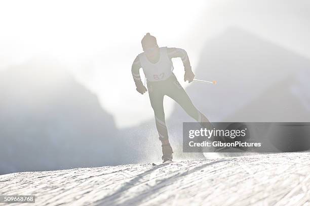 cross-country ski racer - 越野滑雪 個照片及圖片檔