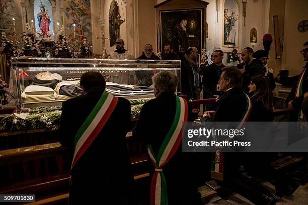 The mortal remains of Saint Pio return to Pietrelcina, where he was born, after exactly a century since he left for San Giovanni Rotondo. After their...