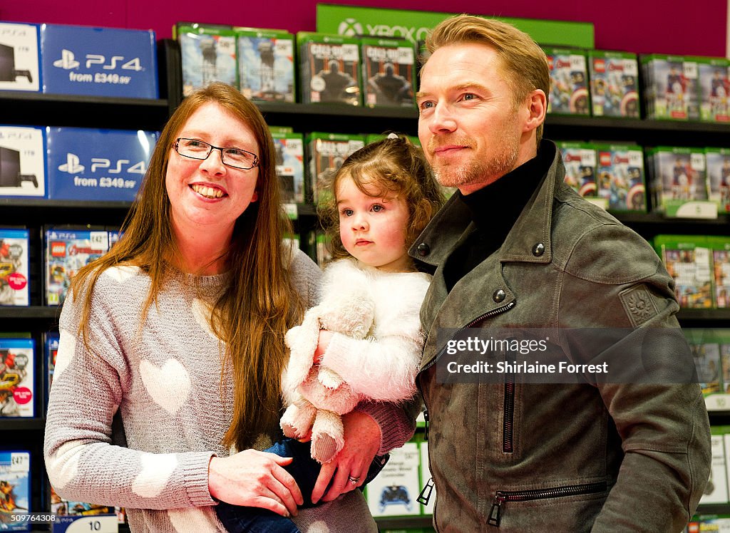 Ronan Keating Meets Fans And Signs Copies OF His New Album "Time Of My Life" At HMV
