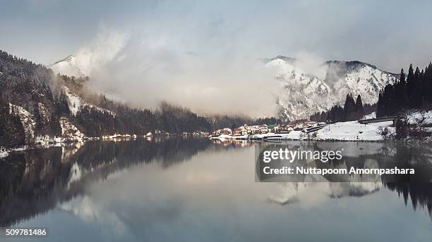 reflection of snow mountain and town in mishima - mishima city 個照片及圖片檔