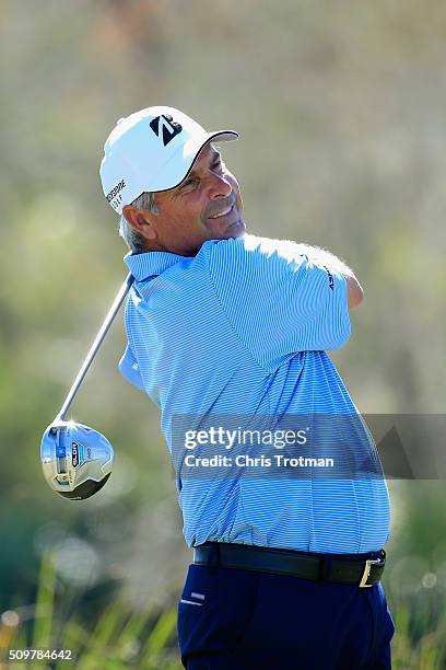 Fred Couples hits a tee shot on the 18th hole during the first round of the 2016 Chubb Classic at the TwinEagles Club on February 12, 2016 in Naples,...