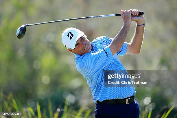 Fred Couples hits a tee shot on the 18th hole during the first round of the 2016 Chubb Classic at the TwinEagles Club on February 12, 2016 in Naples,...