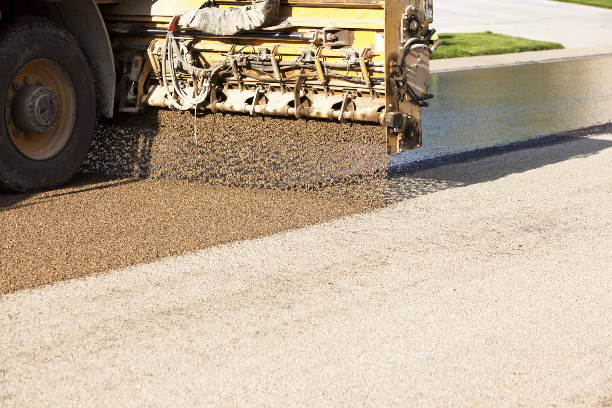 applying sealcoat