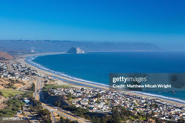 a hike along the coastal bluffs of cayucos. - cayucos stock-fotos und bilder