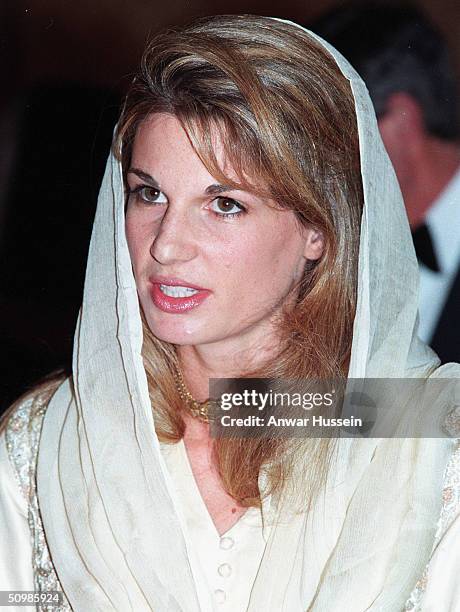 Imran Khan and Jemima Khan have today announced they have divorced after 9 years of marriage June 22, 2004. Jemima - the daughter of multimillionaire...
