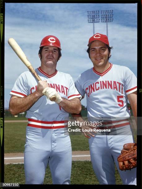 Pete Rose and Johnny Bench of the Cincinnati Reds poses for a portrait circa 1972. Pete Rose played for the Reds from 1963 - 1978 and against from...