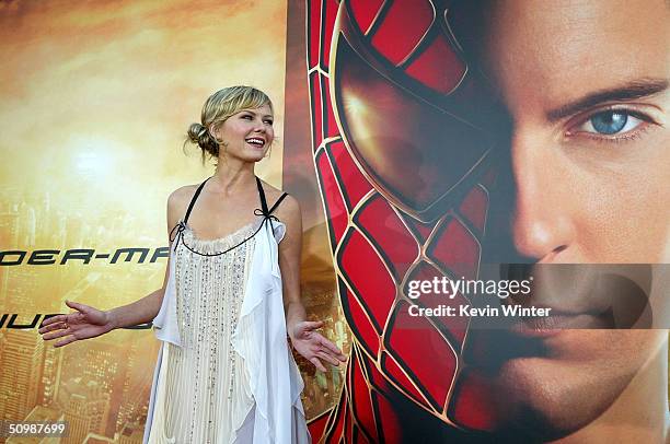 2,346 Kirsten Dunst 2004 Stock Photos, High-Res Pictures, and Images