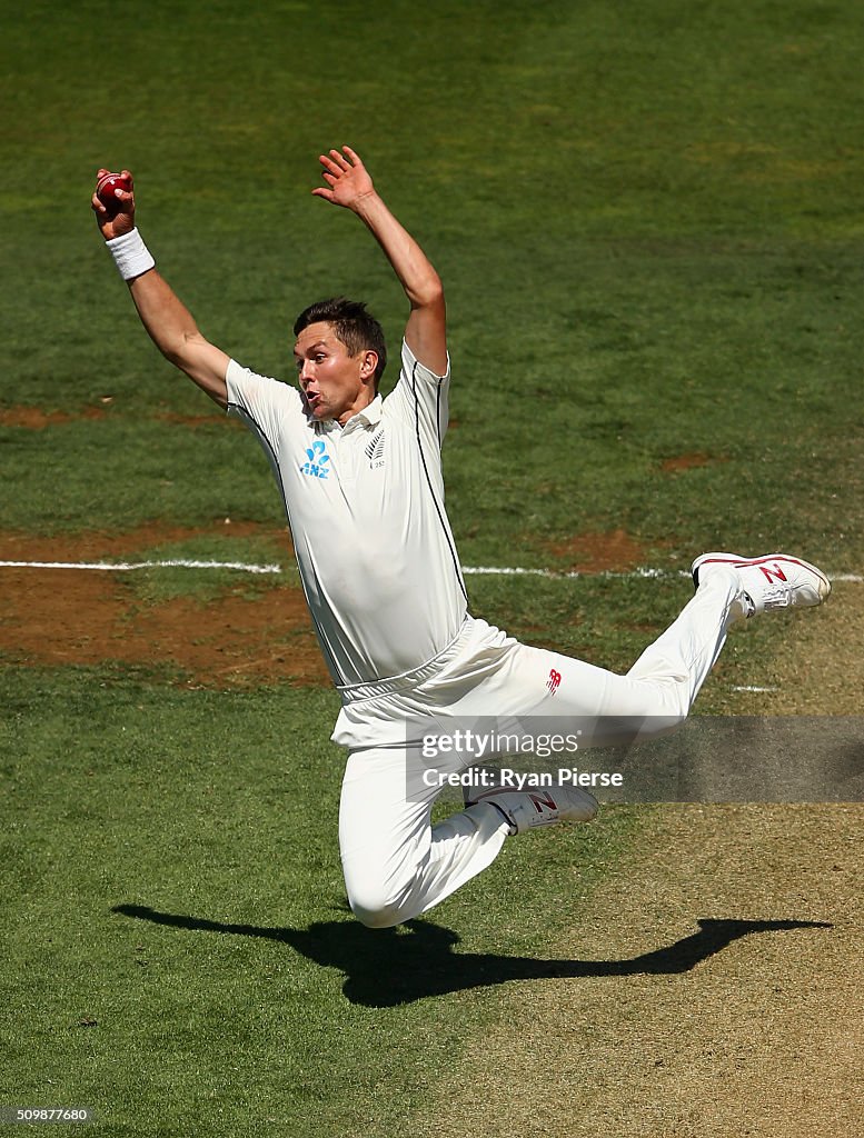 New Zealand v Australia - 1st Test: Day 2