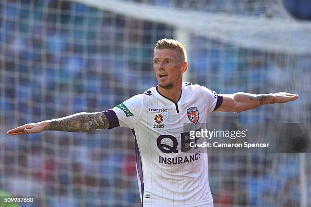 Andrew Keogh of the Glory celebrates scoring a goal during the round 19 A-League match between Sydney FC and the Perth Glory at Allianz Stadium on...