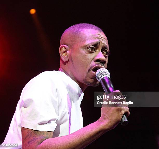 Recording artist K-Ci of Jodeci perform during Ladies Night R&B Super Jam 2016 at Barclays Center of Brooklyn on February 12, 2016 in New York City.