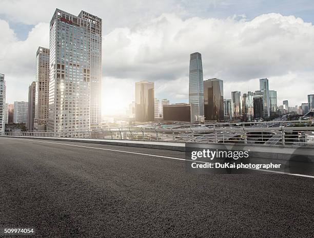 empty road in beijing bcd - low angle view street stockfoto's en -beelden