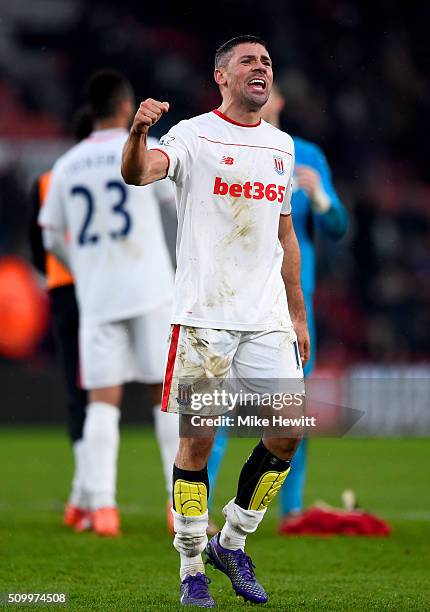 Jonathan Walters of Stoke City celebrates his team's 3-1 win inthe Barclays Premier League match between A.F.C. Bournemouth and Stoke City at...