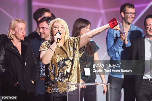 75 Hyphen Band Stock Photos, High-Res Pictures, and Images - Getty Images