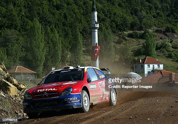 Carlos Sainz and Marc Marti drive their Citroen Xsara WRC, Citroen Total, A/8 during the Rally of Turkey 2004, Leg 1 on June 25, 2004 in Antalya,...