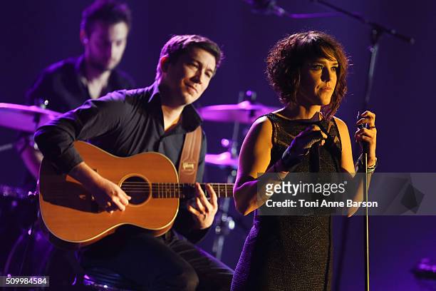 Isabelle Geffroy AKA Zaz performs during "Les Victoires De La Musique" at Le Zenith on February 12, 2016 in Paris, France.