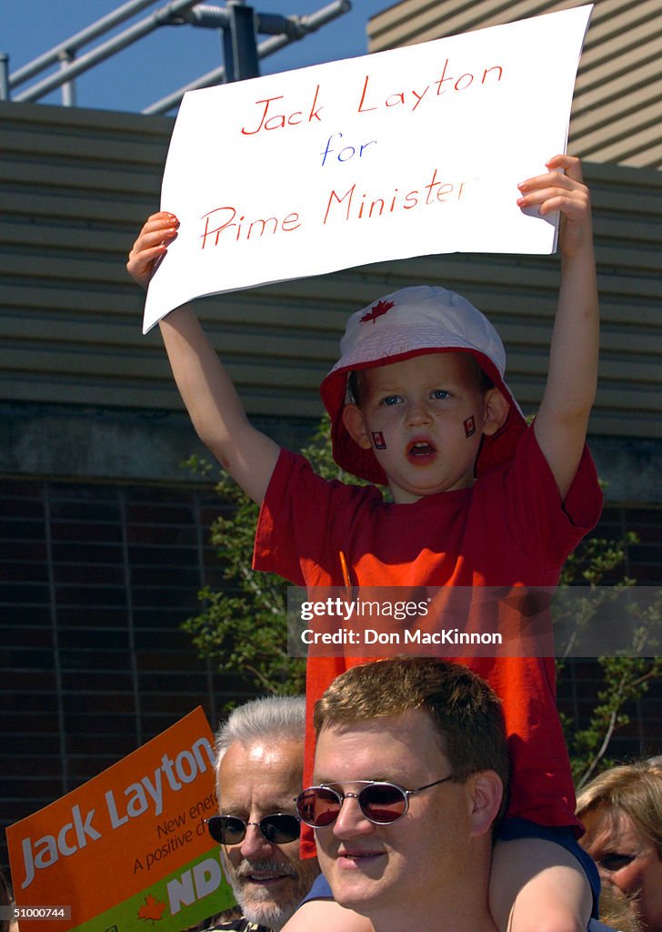Jack Layton Campaigns In British Columbia