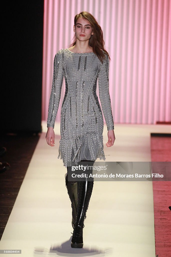 Herve Leger By Max Azria - Fall 2016 New York Fashion Week: The Shows