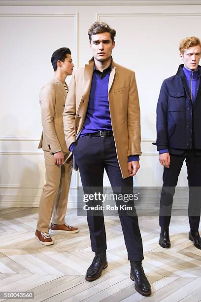 Models showcase new outfits at the Banana Republic presentation during Fall 2016 New York Fashion Week at Highline Stages on February 13, 2016 in New...