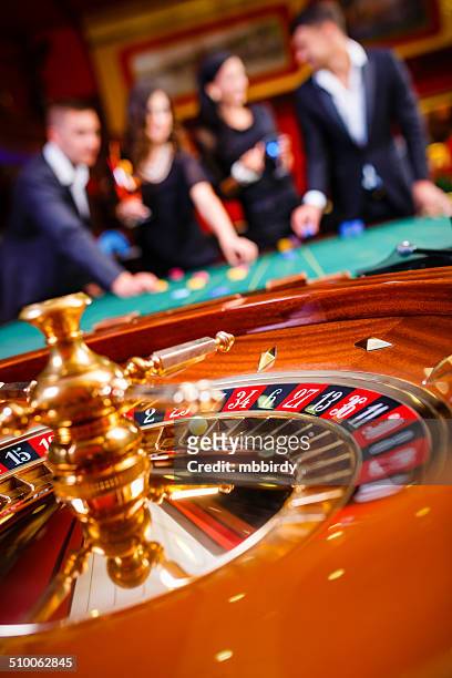 casino roulette wheel - roulette stock pictures, royalty-free photos & images