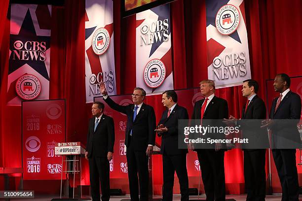 Republican presidential candidates Ohio Governor John Kasich, Jeb Bush, Sen. Ted Cruz , Donald Trump, Sen. Marco Rubio and Ben Carson participate in...