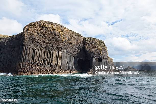 Staffa Rocks Fingals Rock Photos and Premium High Res Pictures - Getty Images