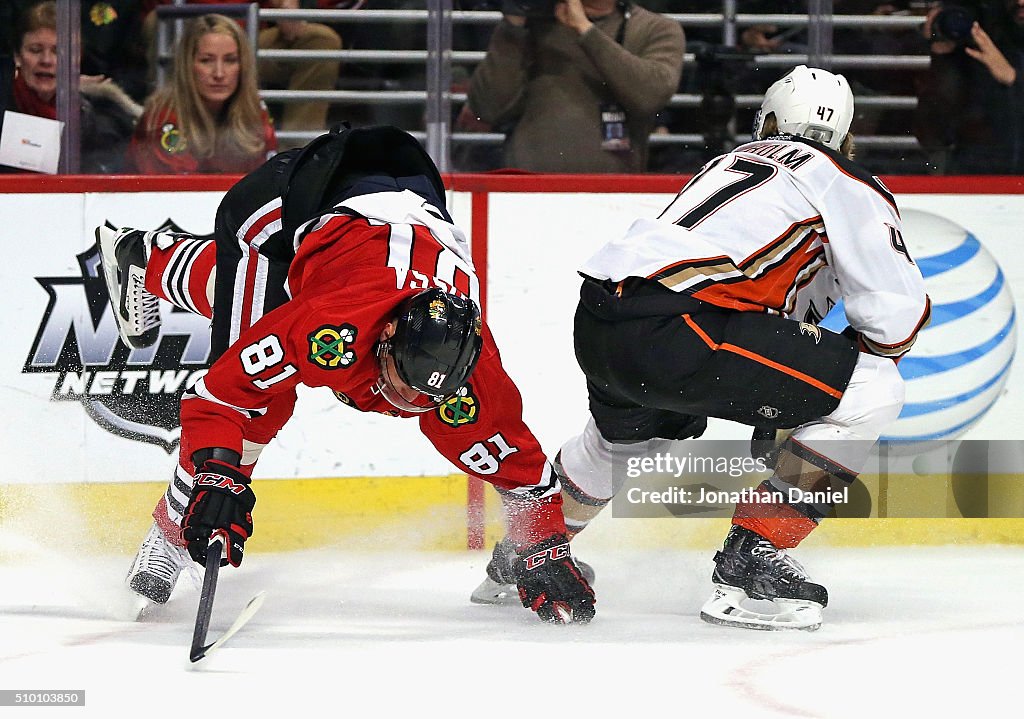 Anaheim Ducks v Chicago Blackhawks