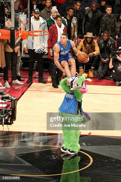 Aaron Gordon of the Orlando Magic dunks the ball during the Verizon Slam Dunk Contest as part of NBA All-Star 2016 on February 13, 2016 at Air Canada...