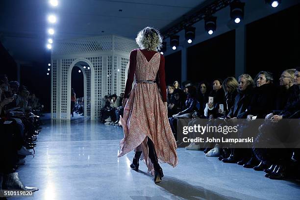 Models walk the runway during the Altuzarra show during the Fall 2016 New York Fashion Week on February 13, 2016 in New York City.