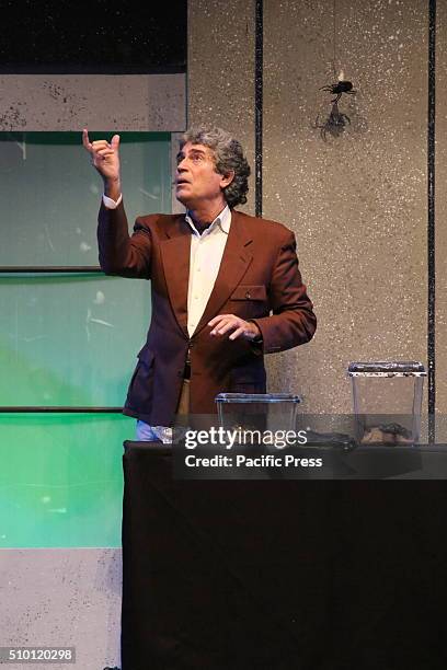 Gianfranco Jannuzzo during presentation in Napoli. Gianfranco Jannuzzo and Debora Caprioglio staged in Naples with "Lei e` ricca, la sposo e...