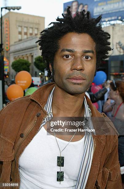 Musician Eric Benet arrives at the World Premiere of "LA Twister" on June 30, 2004 at the Grauman's Chinese Theatre, in Hollywood, California.