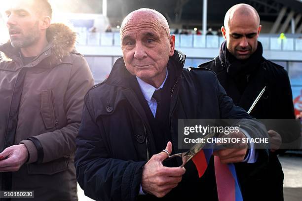 22 Fleury Di Nallo Stock Photos, HighRes Pictures, and Images Getty