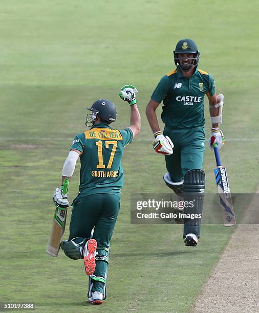 De Villiers of the Proteas during the 5th Momentum ODI Series match between South Africa and England at PPC Newlands on February 14, 2016 in Cape...