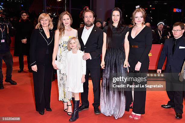 Actors Johanna Gastdorf, Julia Jentsch, Emilia Pieske, Bjarne Maedel, director Anne Zohra Berrached and actress Maria Dragus attend the '24 Wochen'...