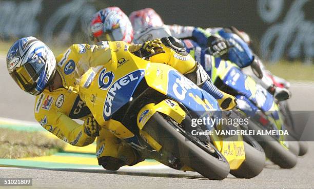 Japanese MotoGP rider Makoto Tamada of Camel/Honda participates in a training session 03 July, 2004 at the Nelson Piquet Autodrome in Rio de Janeiro,...