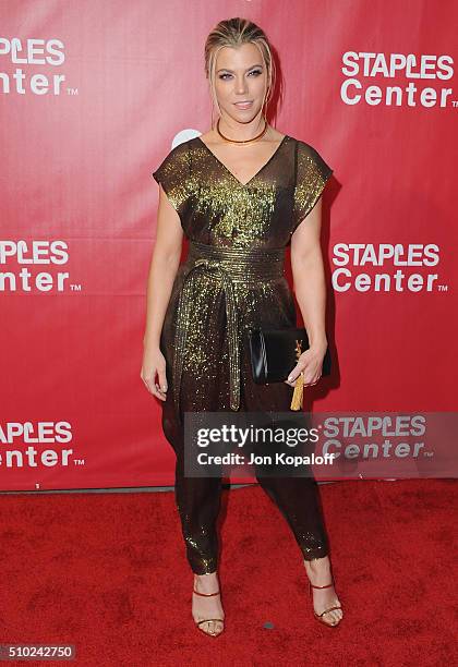 Singer Kimberly Perry of the Band Perry arrives at the 2016 MusiCares Person Of The Year Honoring Lionel Richie at Los Angeles Convention Center on...