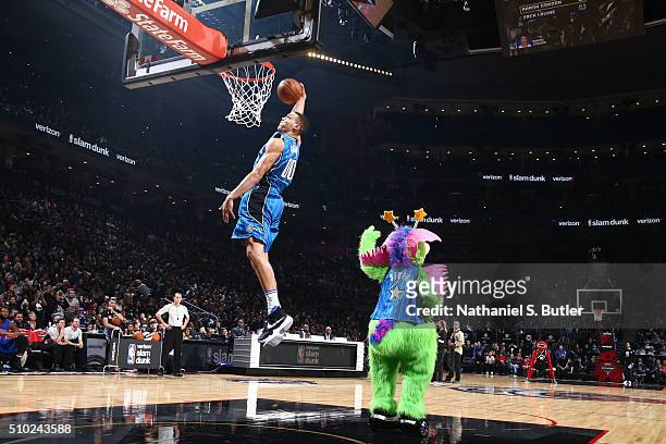 Aaron Gordon of the Orlando Magic dunks the ball during the Verizon Slam Dunk Contest during State Farm All-Star Saturday Night as part of the 2016...