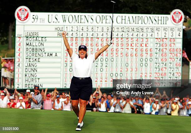 Meg Mallon reacts after winning the U.S. Women's Open on July 4, 2004 at Orchards Golf Club in South Hadley, Massachusetts.
