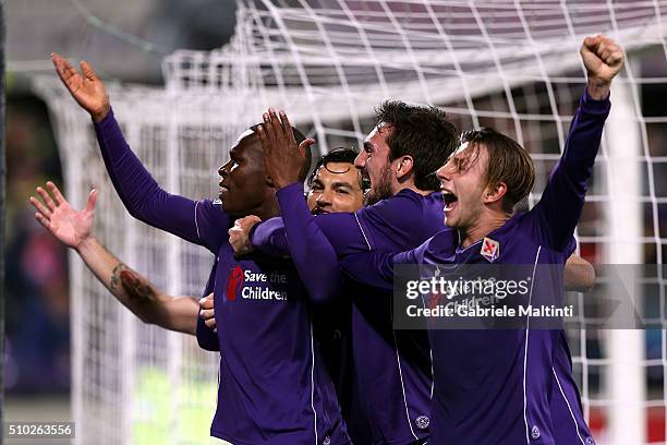 Khouma Babacar of ACF Fiorentina celebrates after scoring a goal during the Serie A match between ACF Fiorentina and FC Internazionale Milano at...