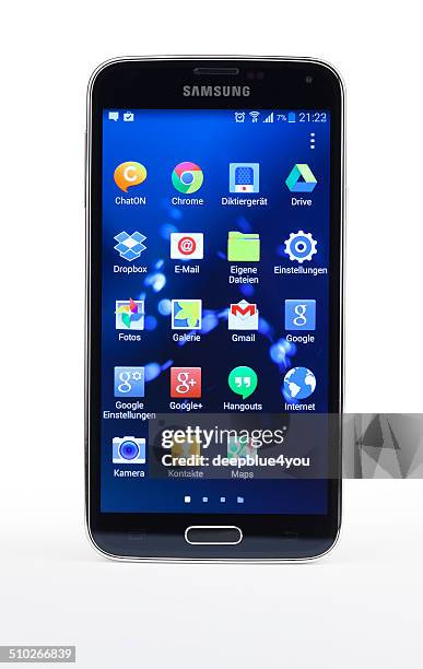 studio shot of samsung galaxy s5 smartphone, isolated - android phone stock pictures, royalty-free photos & images