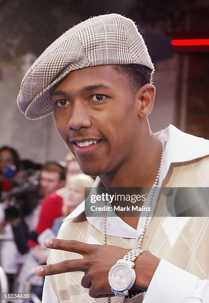 Actor Nick Cannon attends the world premiere of "I, Robot" at the Mann Village Theatre July 7, 2004 in Los Angeles, California.