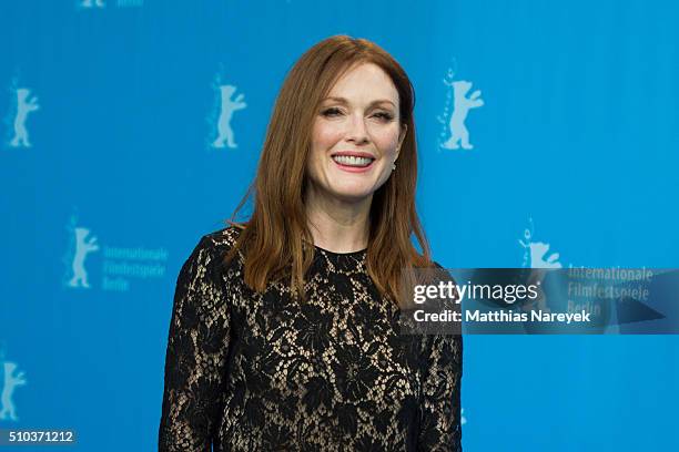 Julianne Moore attends the 'Maggie's Plan' photo call during the 66th Berlinale International Film Festival Berlin at Grand Hyatt Hotel on February...