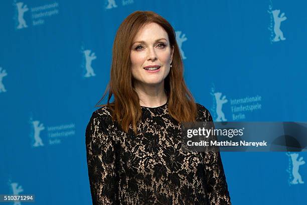 Julianne Moore attends the 'Maggie's Plan' photo call during the 66th Berlinale International Film Festival Berlin at Grand Hyatt Hotel on February...