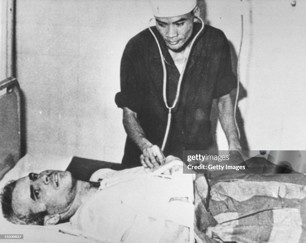 Senator John Mccain In A Hanoi Hospital During The Vietnam War November 19