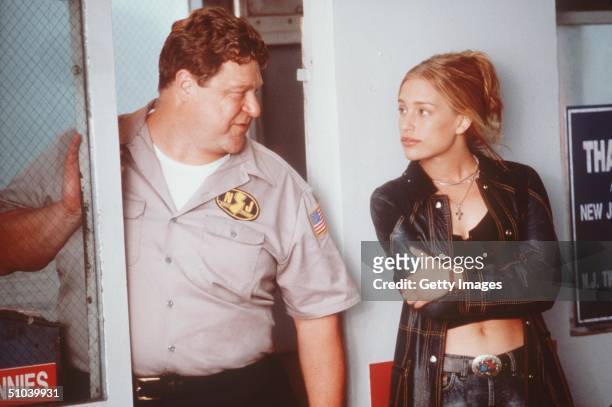 John Goodman, Left As Bill Sanford And Piper Perabo, Right, As His Daughter Violet, Star In The Touchstone Pictures/Jerry Bruckheimer Films' Romantic...