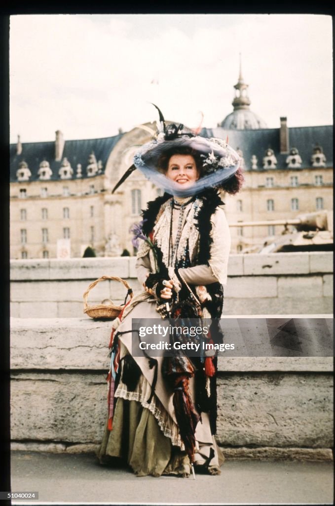Katharine Hepburn Appears On The Set Of The Film The Madwoman Of Chaillot In 1969 In Us