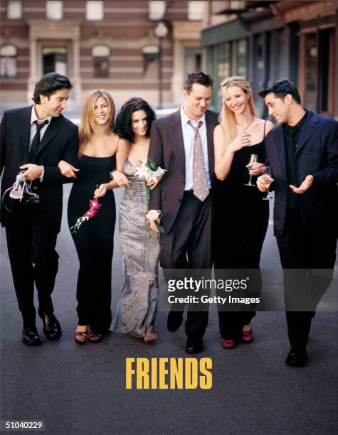 Cast Members Of NBC's Comedy Series "Friends." Pictured : David Schwimmer As Ross Geller, Jennifer Aniston As Rachel Cook, Courteney Cox As Monica...