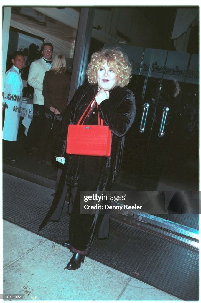 Sally Struthers At Mr. Chows Restaurant